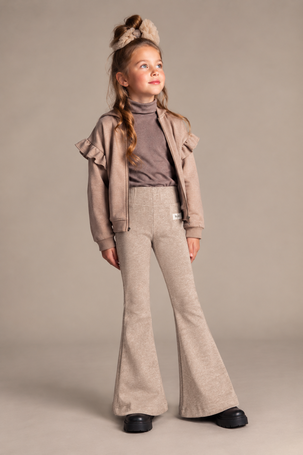 Vea Christy Flare Pants Set